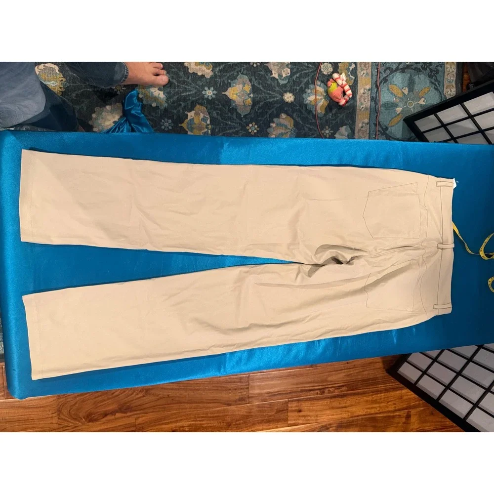 NWT Old Navy Active Tech Hybrid Straight Pants Men's 30x34 Khaki 4-Way Stretch
